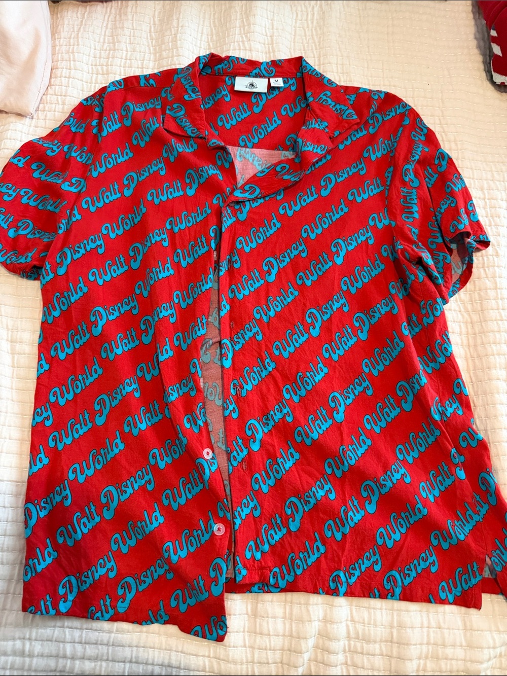 Disney Walt Disney World Red Button-Up Shirt Sz M
